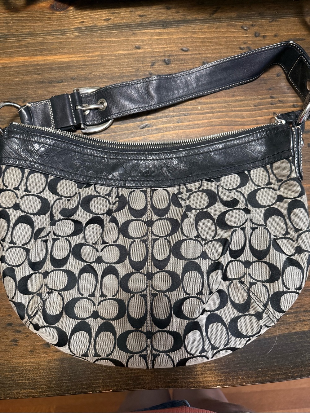 COACH SIGNATURE SOHO HOBO
